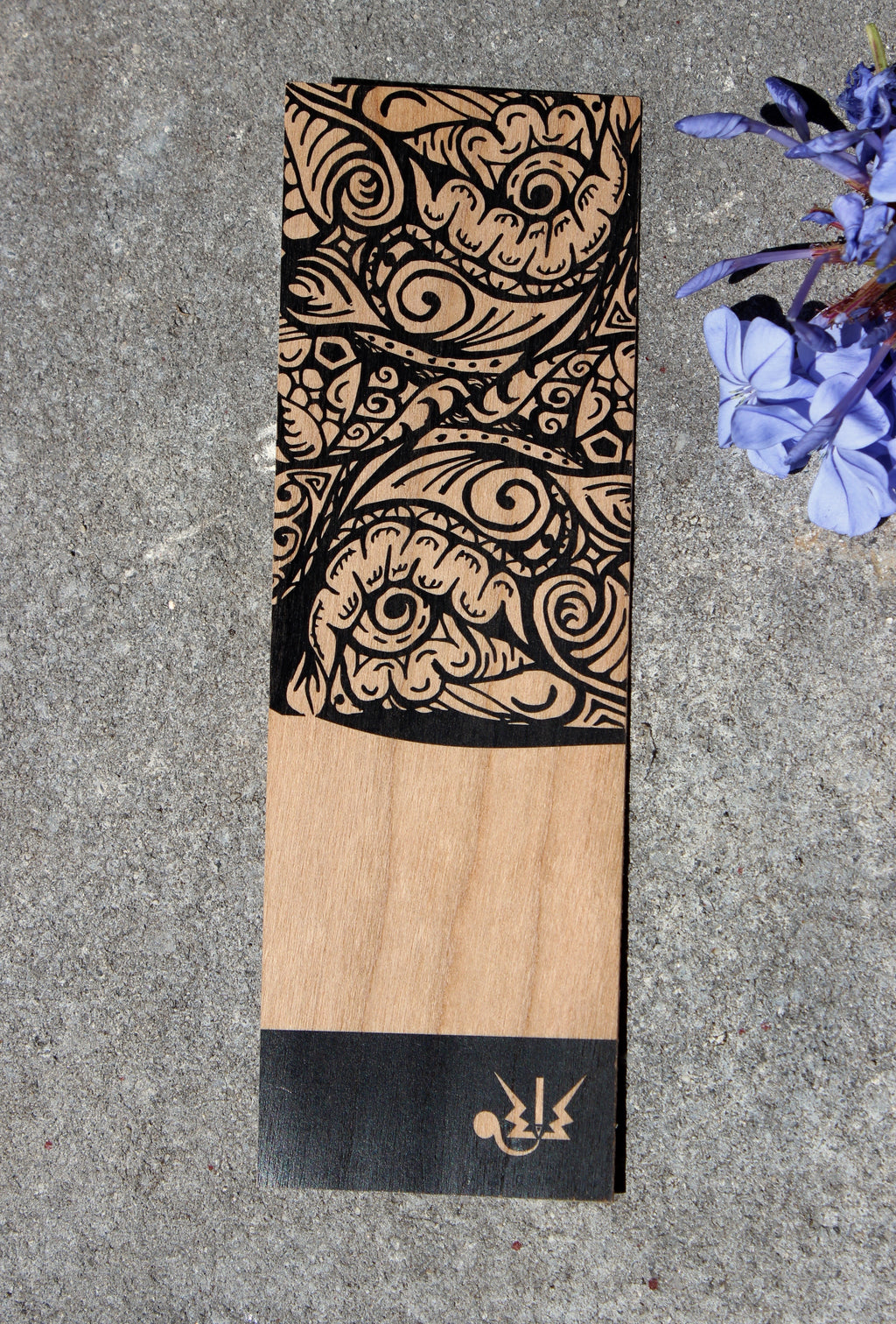 Bookmark - Tribal Mirrored Waves