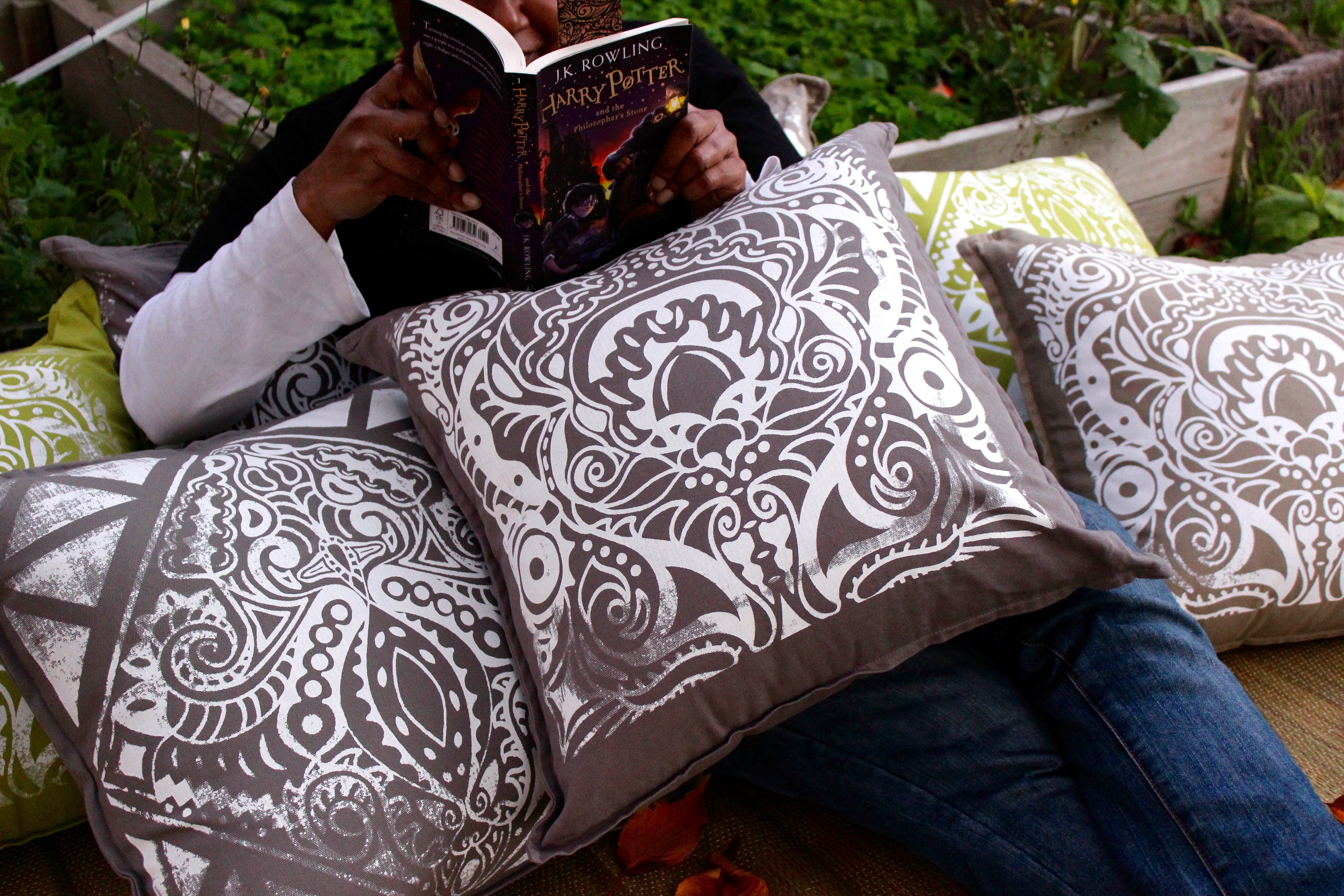Cushion - Patterned Bird