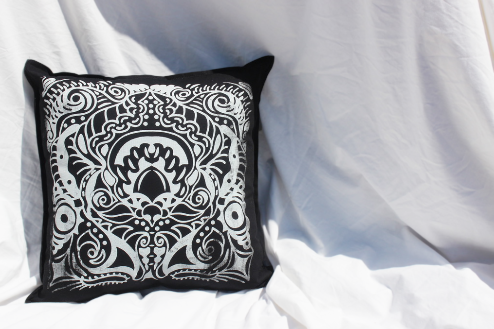 Cushion - Patterned Bird