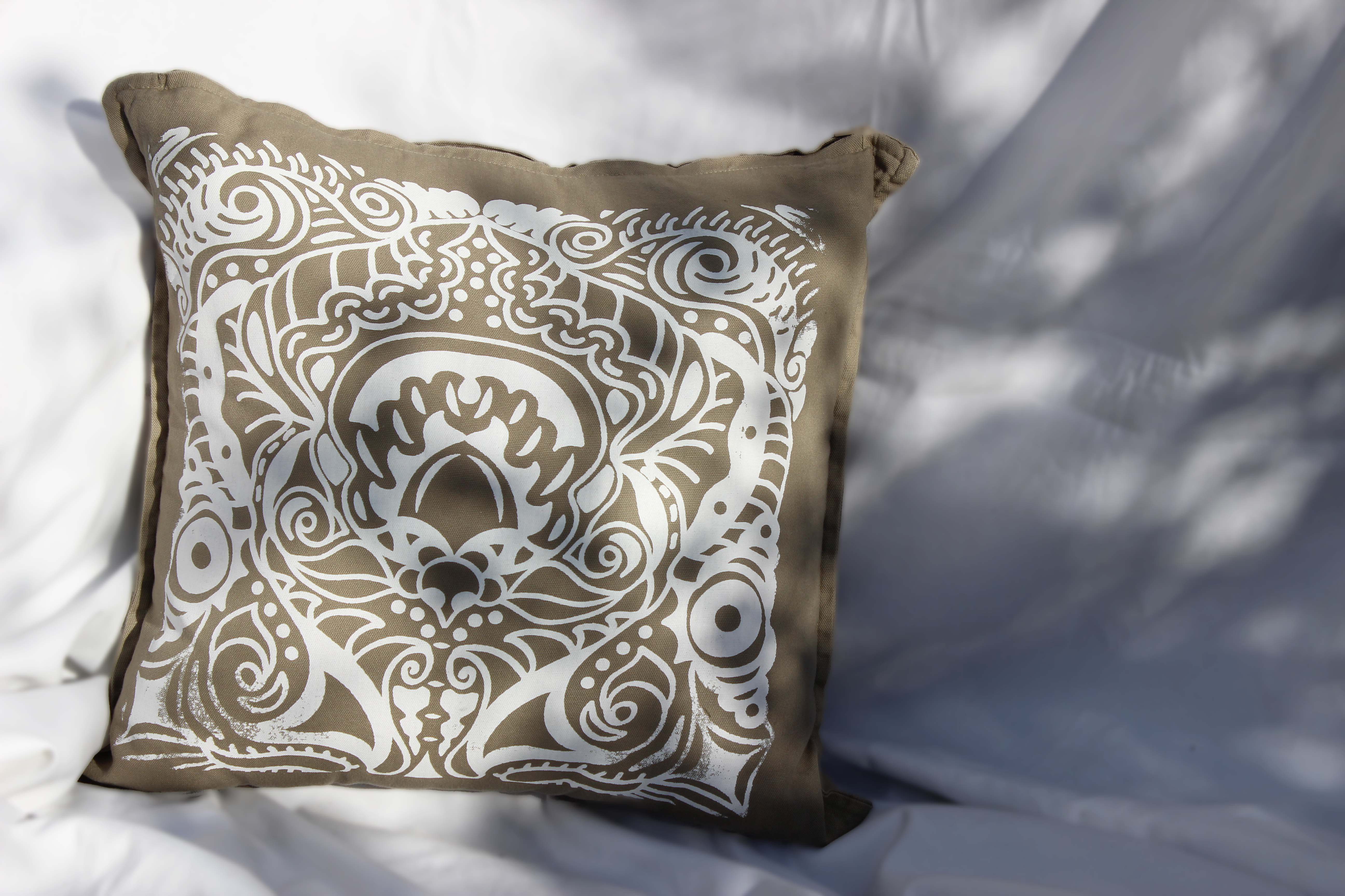 Cushion - Patterned Bird