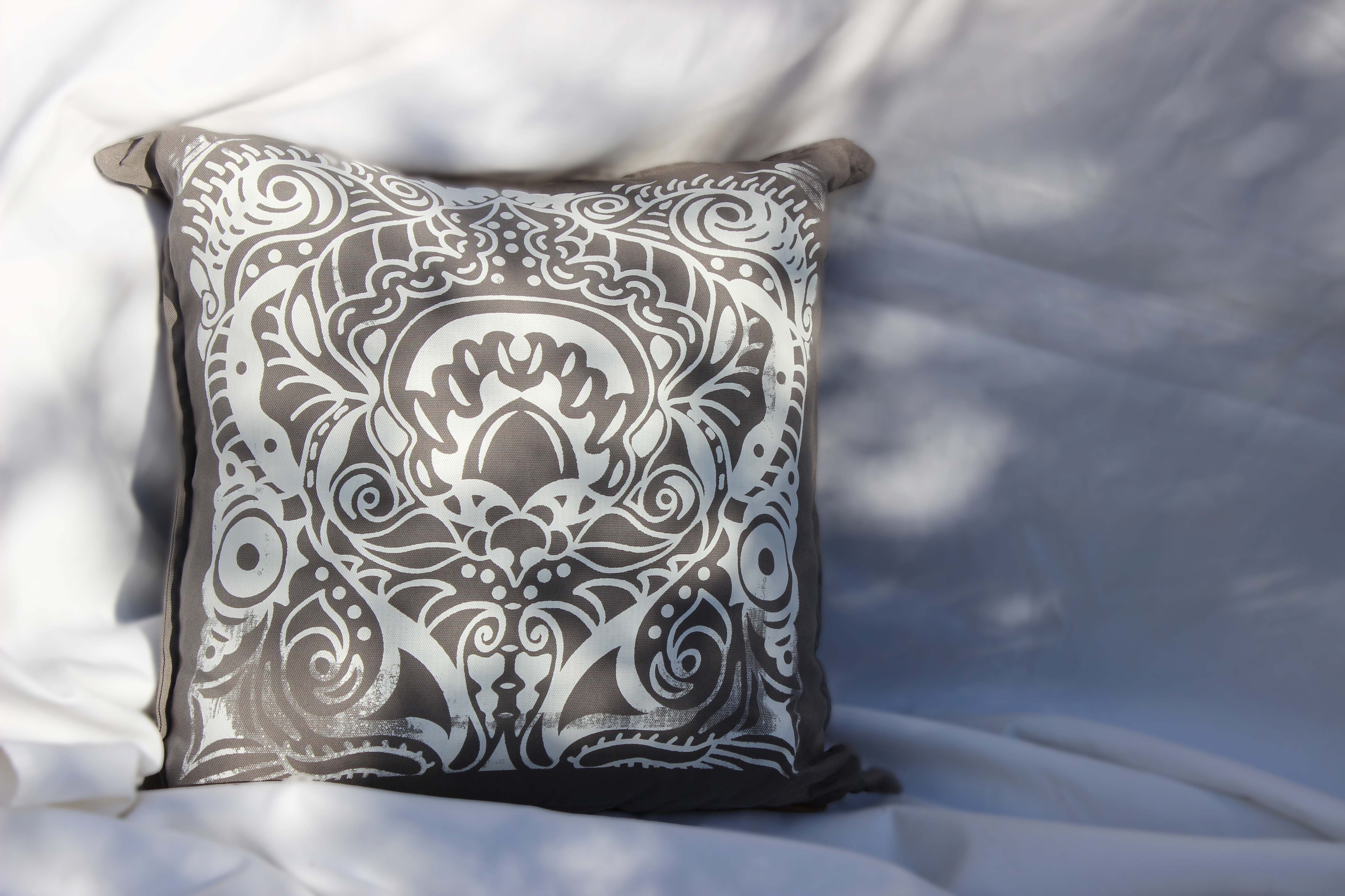 Cushion - Patterned Bird
